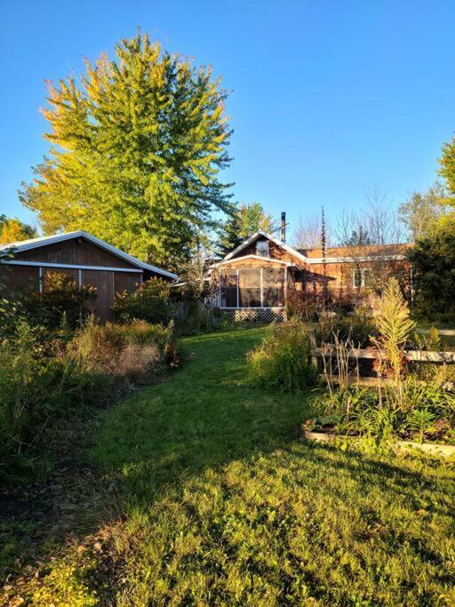 Country Cottage Penn Yan Luaran gambar