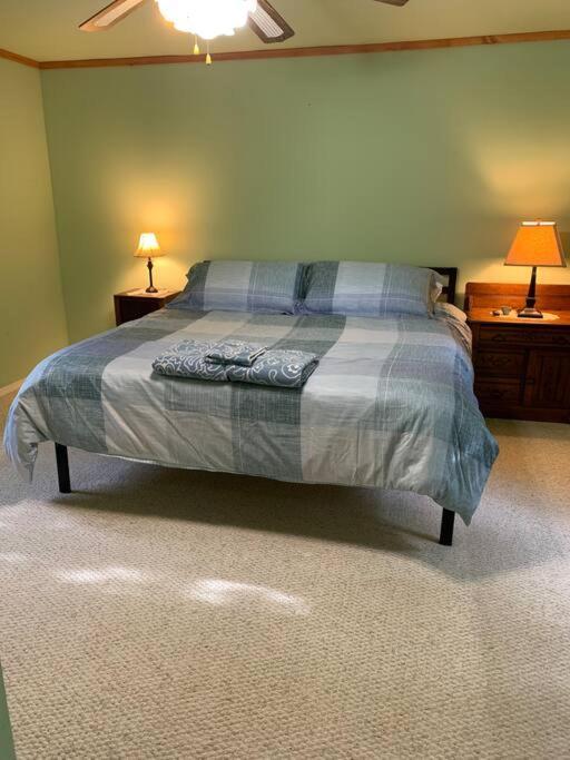 Country Cottage Penn Yan Luaran gambar